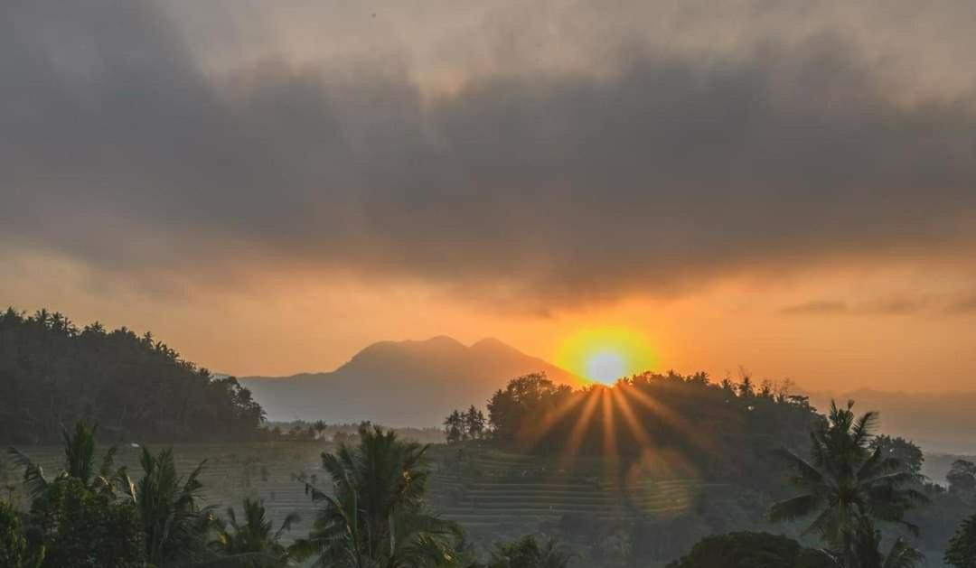 Pondok Lembah Dukuh Homestay Karangasem  Luaran gambar